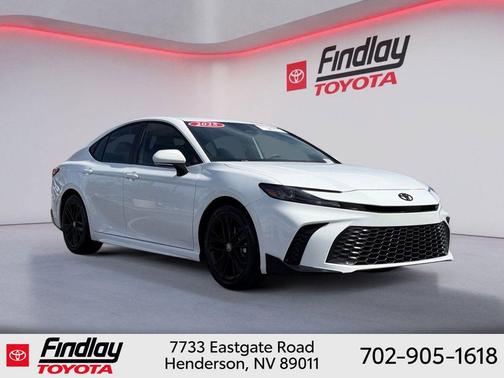 Ice Cap 2025 Toyota Camry SE