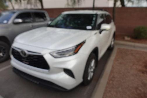 2022 Toyota Highlander L