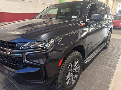 Dark Ash Metallic 2022 Chevrolet Tahoe 4WD Z71