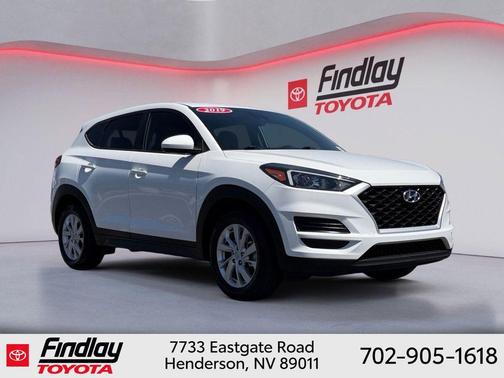 Dazzling White 2019 Hyundai TUCSON SE