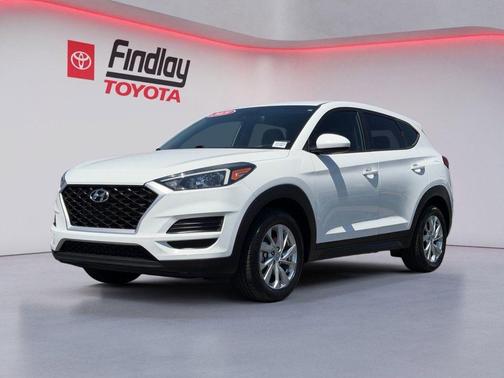 Dazzling White 2019 Hyundai TUCSON SE