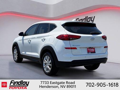Dazzling White 2019 Hyundai TUCSON SE