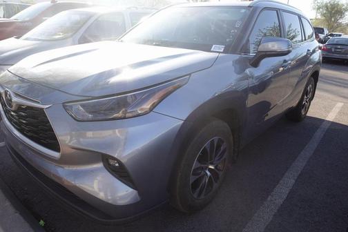 2024 Toyota Highlander XLE