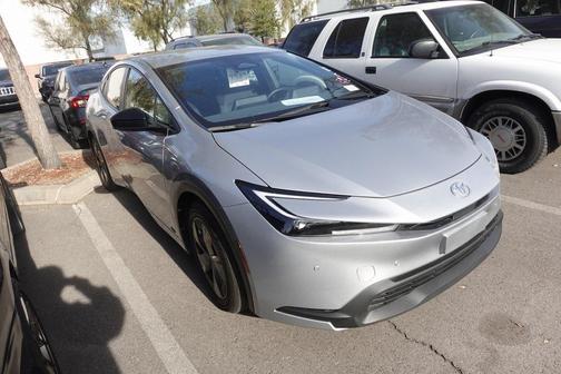 2024 Toyota Prius LE