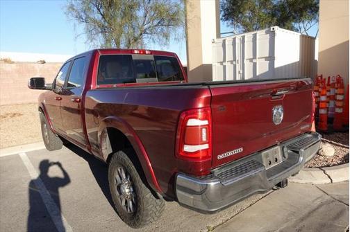 2020 RAM 2500 Laramie Crew Cab 4X4 6'4' Box