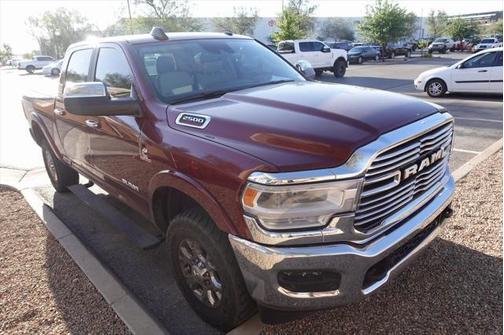 2020 RAM 2500 Laramie Crew Cab 4X4 6'4' Box