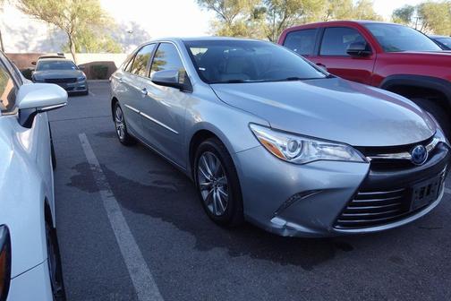 2017 Toyota Camry Hybrid XLE