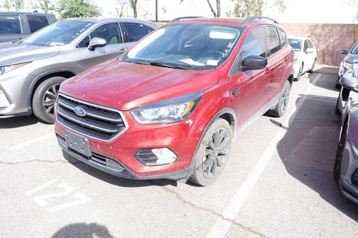 RUBY RED METALLIC TINTED CC 2019 Ford Escape SE