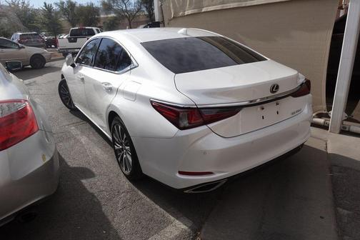 2021 Lexus ES 350 Base