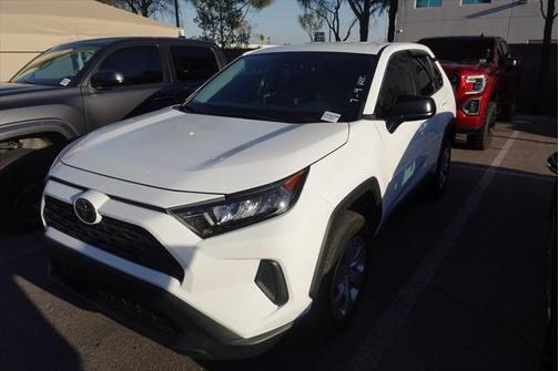 2022 Toyota RAV4 LE