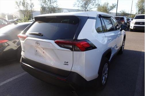 2022 Toyota RAV4 LE