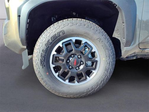 2025 Toyota Tacoma Hybrid TRD Off Road