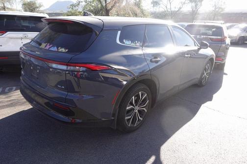 2025 Toyota Crown Signia XLE