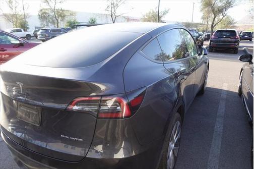 2024 Tesla Model Y Long Range Dual Motor All-Wheel Drive