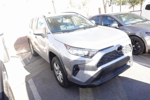 2020 Toyota RAV4 XLE