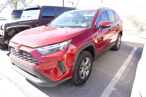 2025 Toyota RAV4 XLE