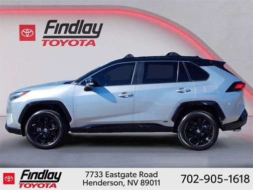 2022 Toyota RAV4 Hybrid SE