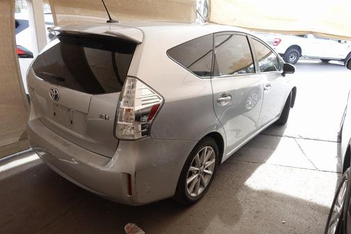 2012 Toyota Prius v Five