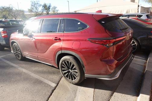 2023 Toyota Highlander XSE
