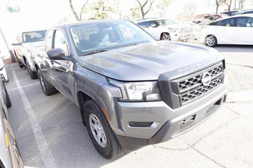 2022 Nissan Frontier S