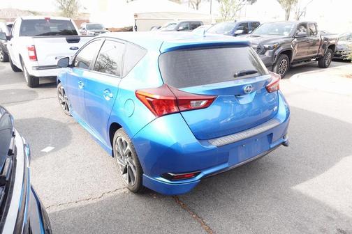 2016 Scion iM 5dr HB CVT (Natl)