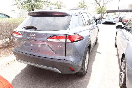 Celestite 2023 Toyota Corolla Cross LE