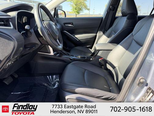 2024 Toyota Corolla Cross XLE