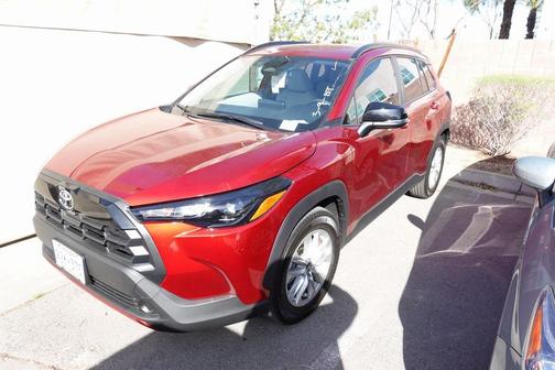 2026 Toyota Corolla Cross LE