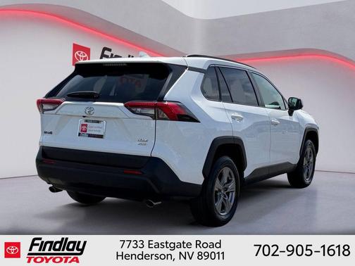 Ice Cap 2024 Toyota RAV4 XLE