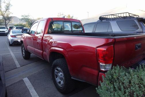 2017 Toyota Tacoma SR