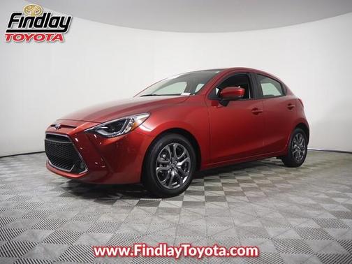 2020 Toyota Yaris Sedan XLE