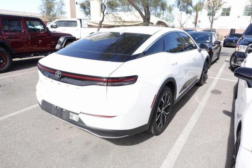 2024 Toyota Crown XLE