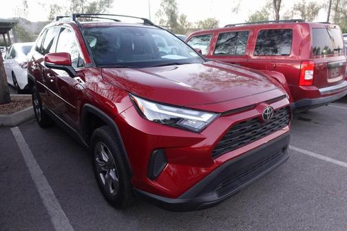2023 Toyota RAV4 XLE