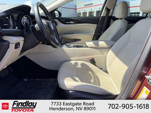 Rioja Red Metallic 2018 Buick Regal TourX Essence