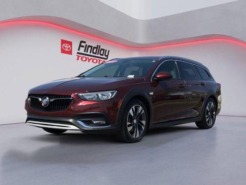 Rioja Red Metallic 2018 Buick Regal TourX Essence