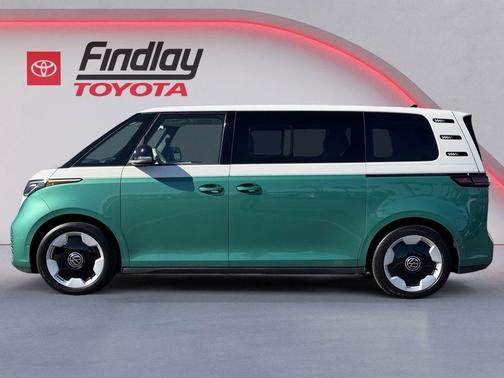 2025 Volkswagen ID. Buzz Pro S Plus with 4MOTION