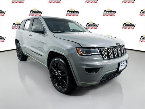 2022 Jeep Grand Cherokee Laredo
