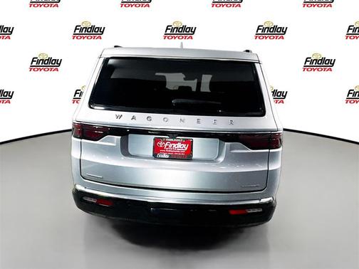 2022 Jeep Wagoneer Series III 4x4