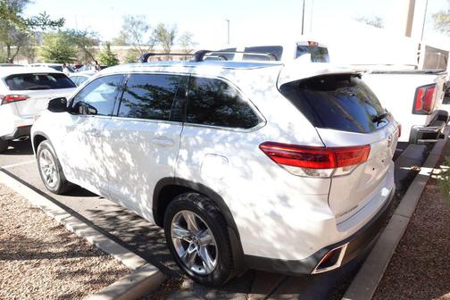Blizzard Pearl 2019 Toyota Highlander Limited