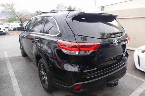 2018 Toyota Highlander LE