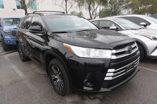 2018 Toyota Highlander LE