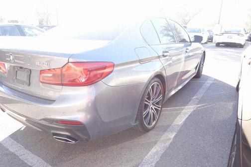 2017 BMW 540 540i