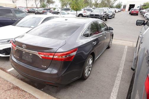 Magnetic Gray Metallic 2014 Toyota Avalon XLE Touring