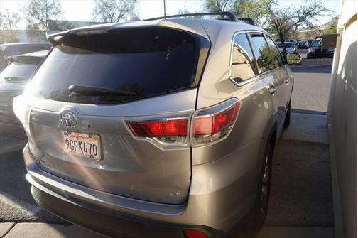 2016 Toyota Highlander LE Plus