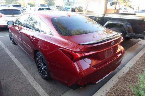2022 Toyota Avalon Touring