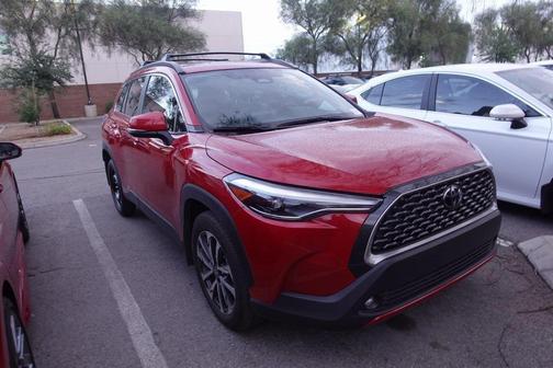 2024 Toyota Corolla Cross XLE