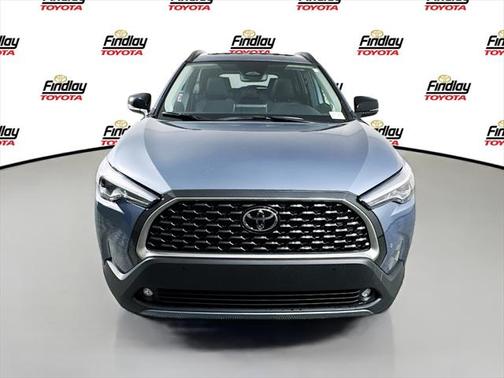2025 Toyota Corolla Cross XLE