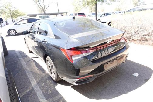 Phantom Black 2021 Hyundai ELANTRA SEL