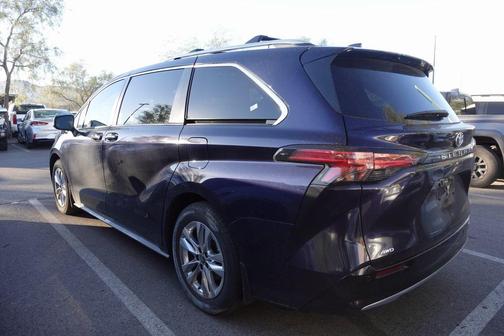 2024 Toyota Sienna Limited