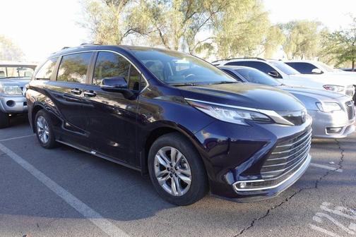 2024 Toyota Sienna Limited